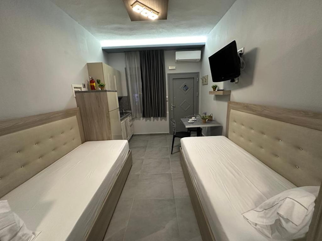 Avra Comfort Rooms Nea Poteidaia Exterior foto